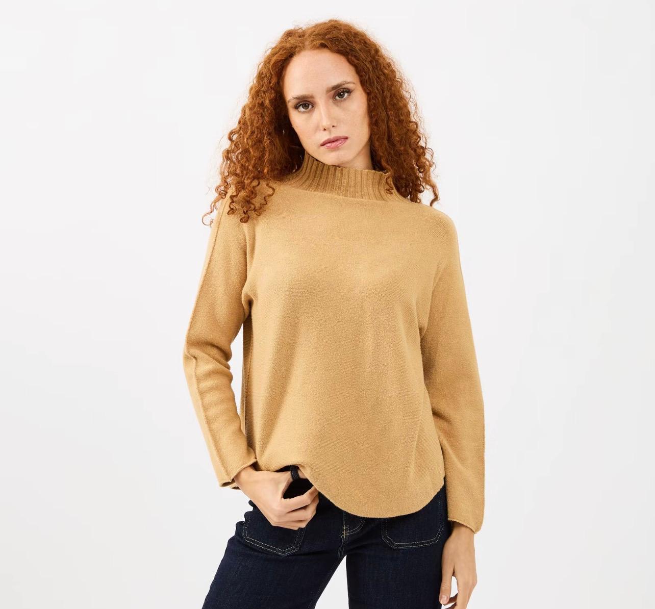 Maglia Charlie a Collo Alto in Tessuto Caldo e Confortevole con Bordo a Costine