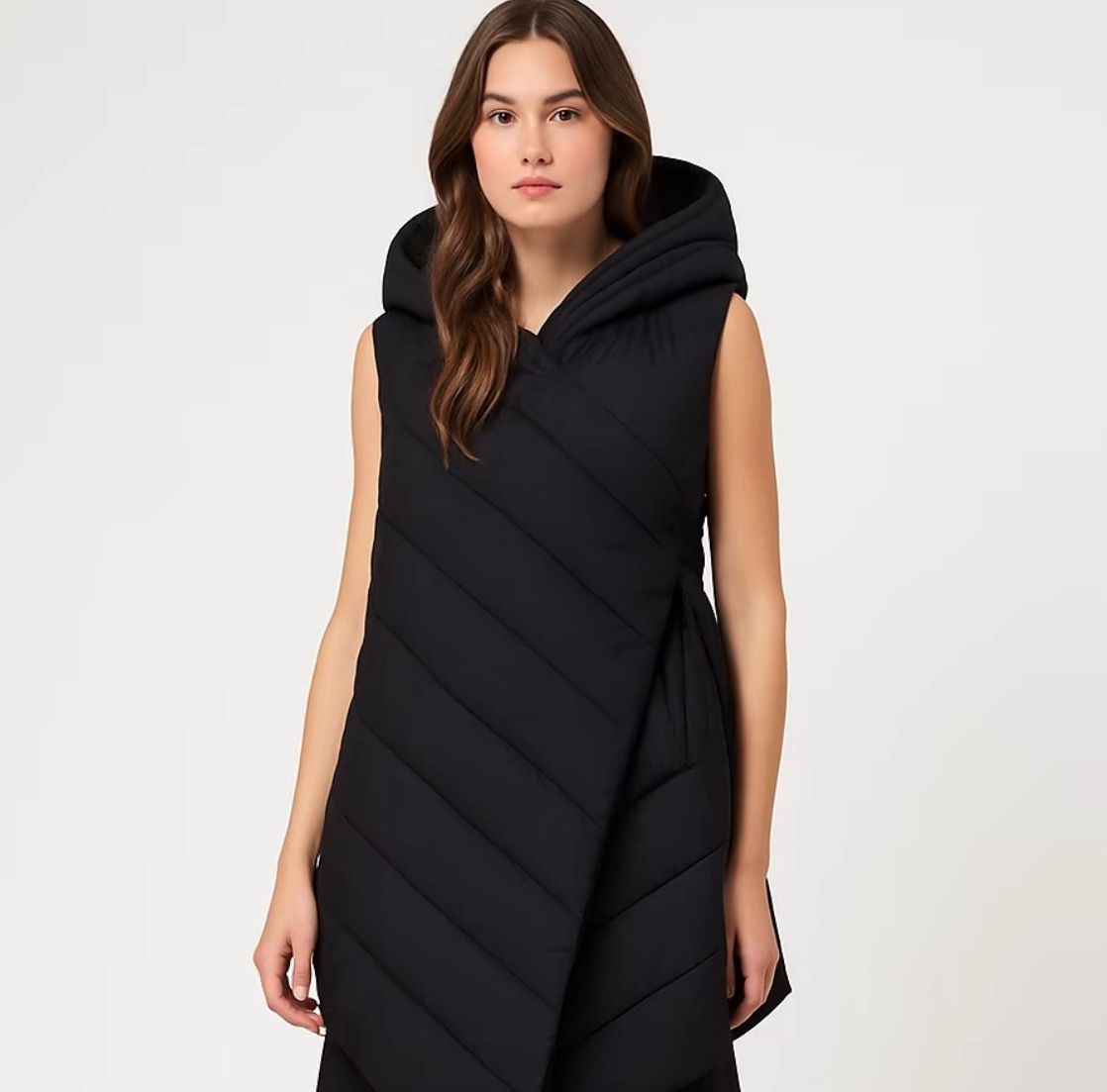 Gilet Piumino Donna Asimmetrico con Cappuccio