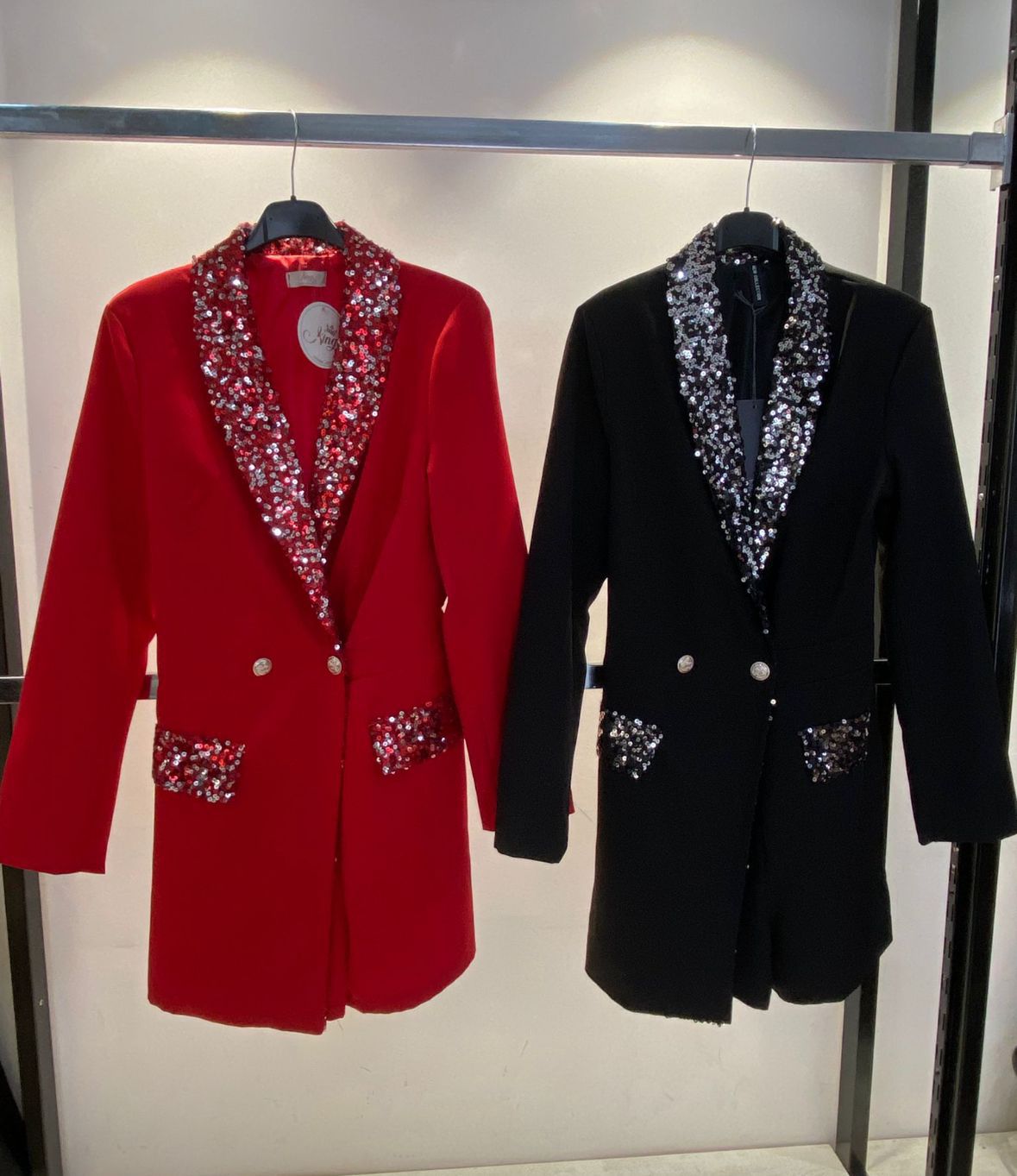 Andry Eleganza Donna Moderna